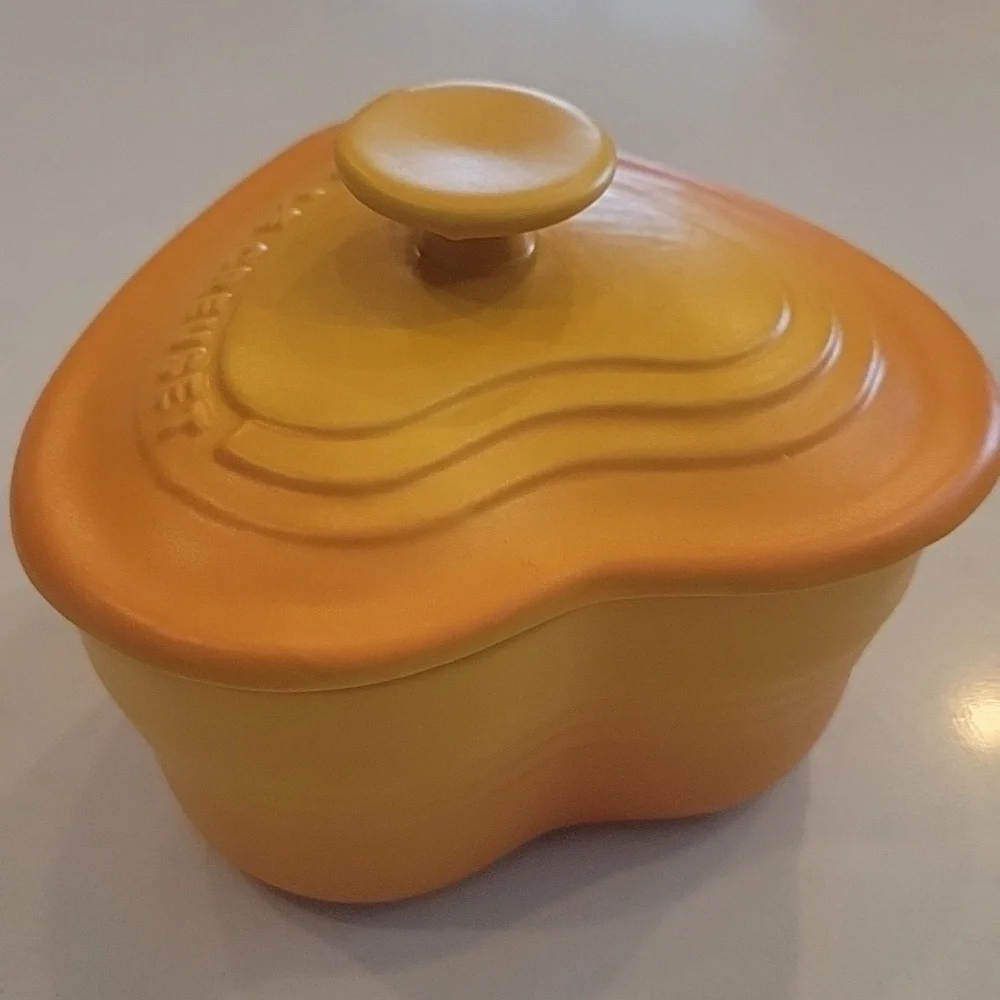 Le Creuset Sunburst Orange Gold Matte Heart
